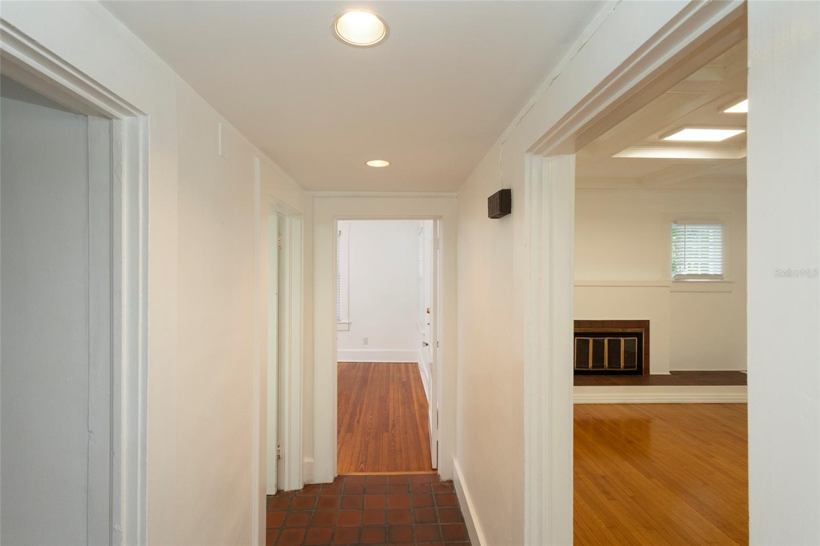 Image 6 of 64 For 3012 Sitios Street