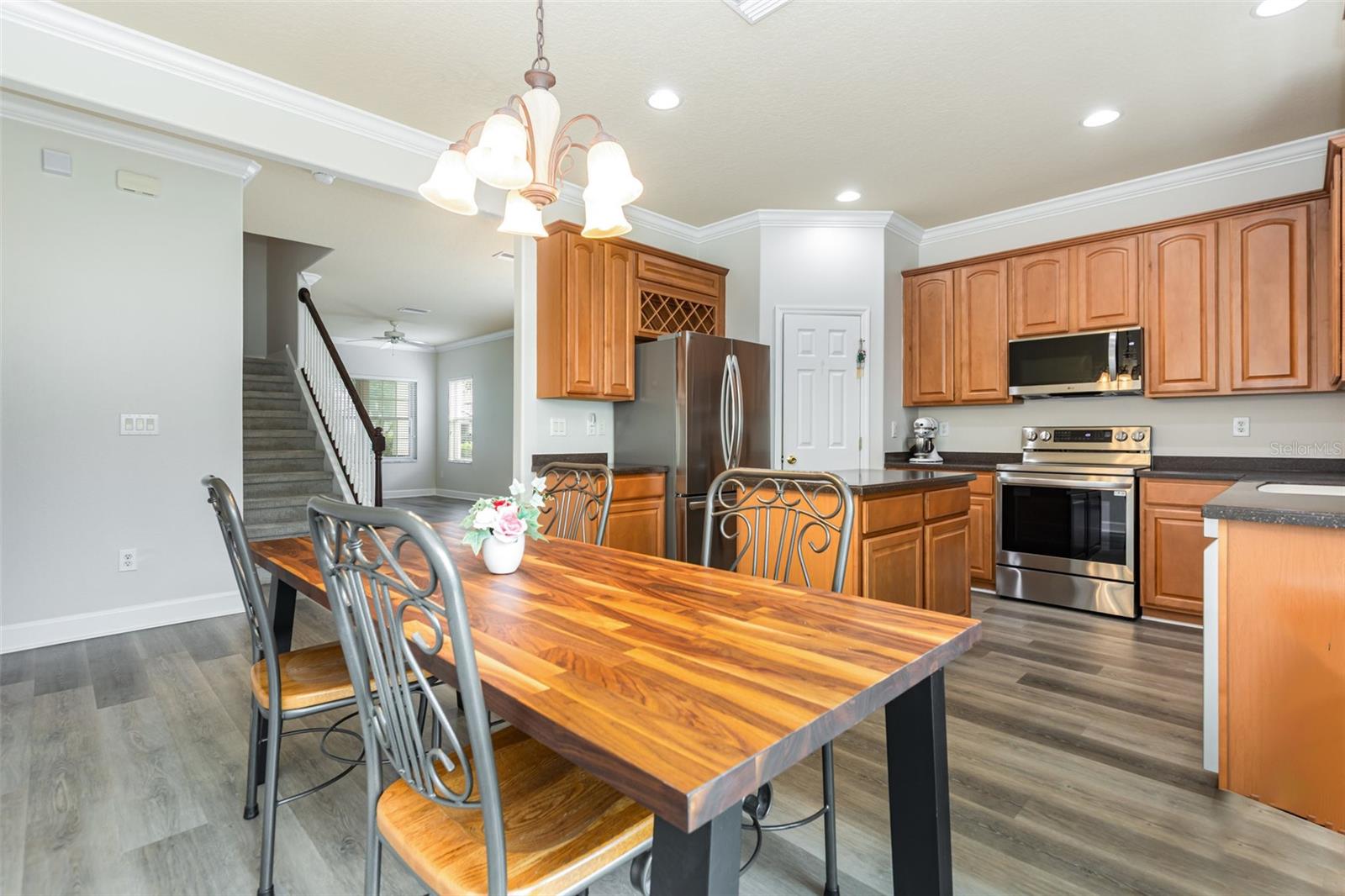 Image 11 of 30 For 6308 Bridgevista Drive