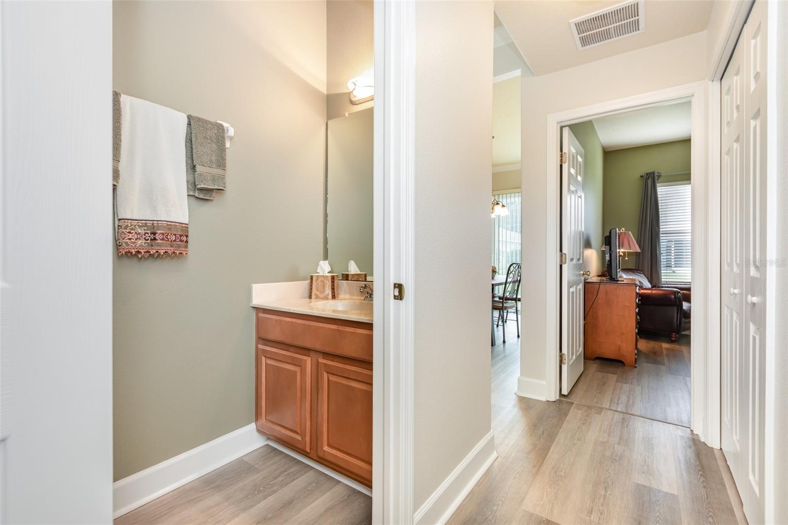 Image 22 of 30 For 6308 Bridgevista Drive