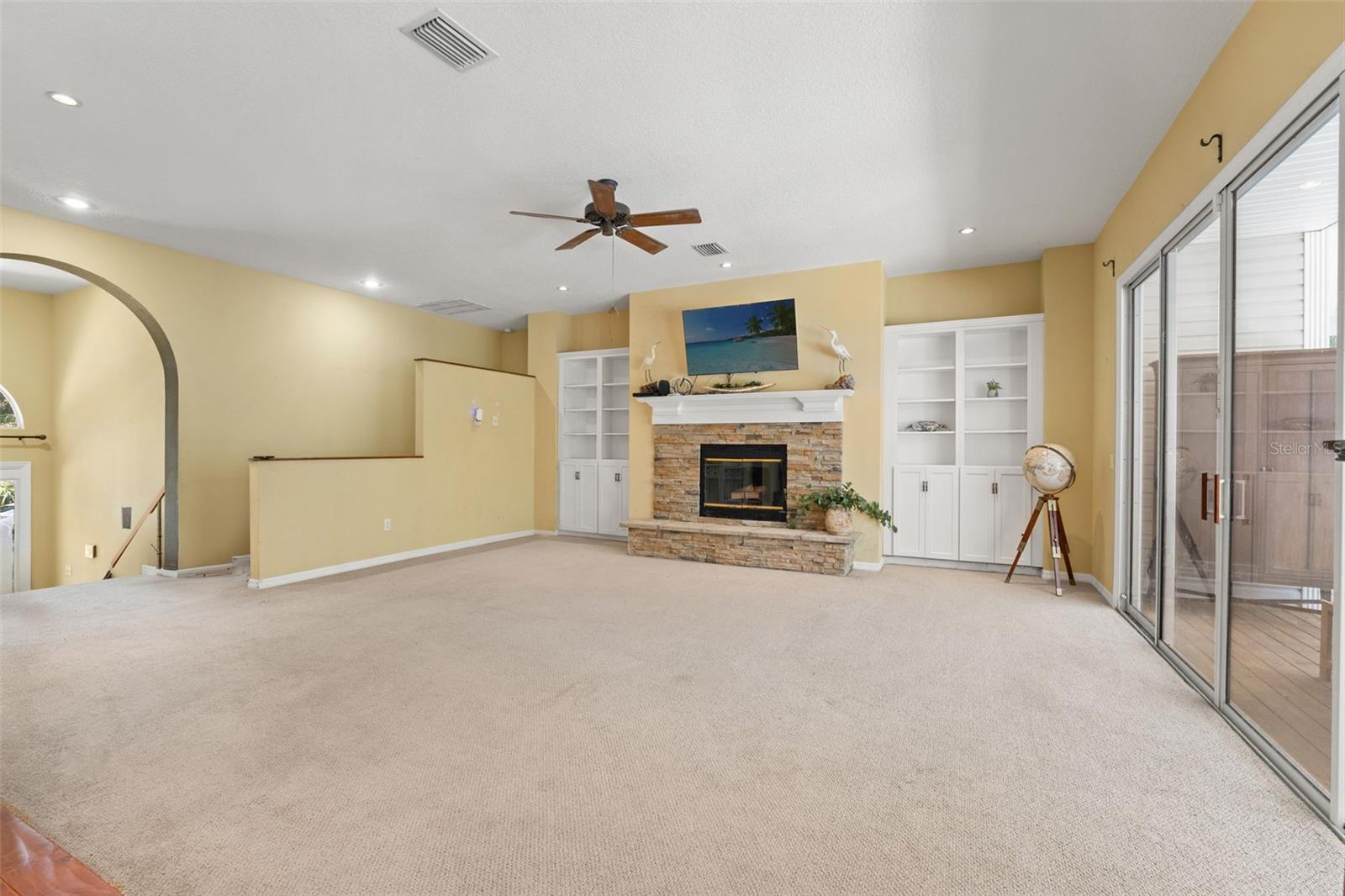 Image 12 of 42 For 4270 193rd Place