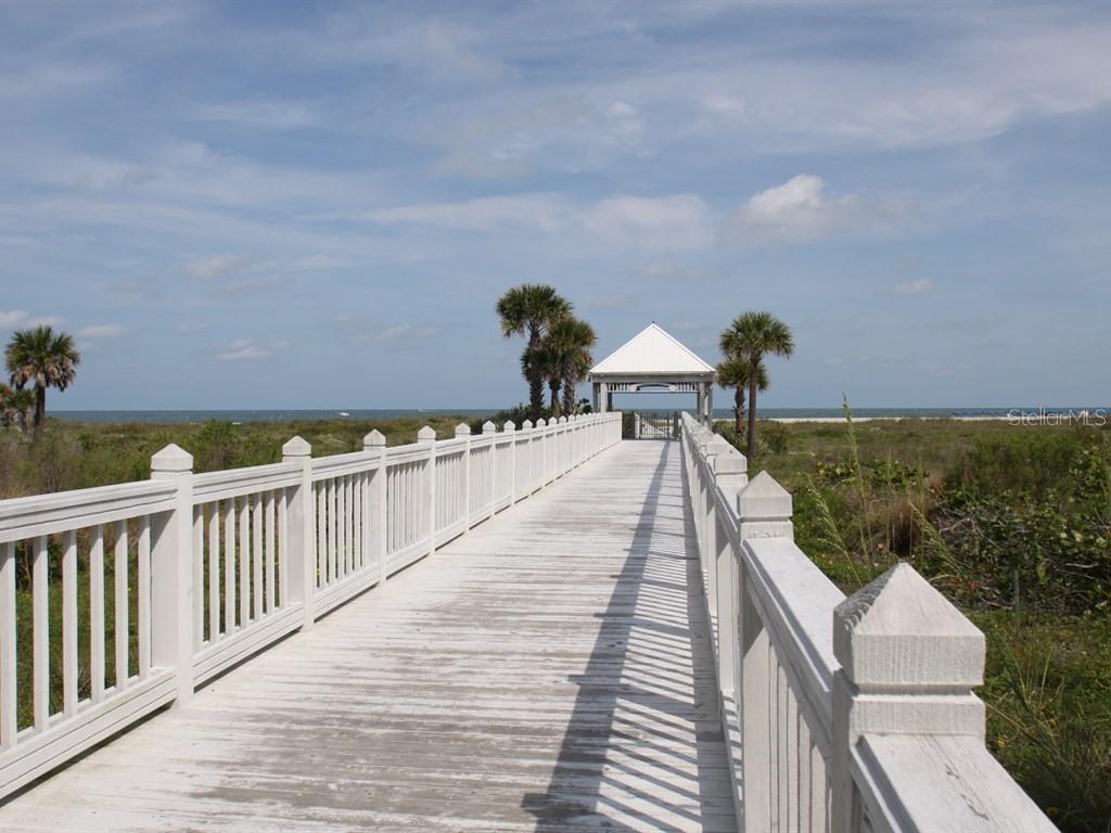 Image 6 of 6 For 1180 Gulf Boulevard 606
