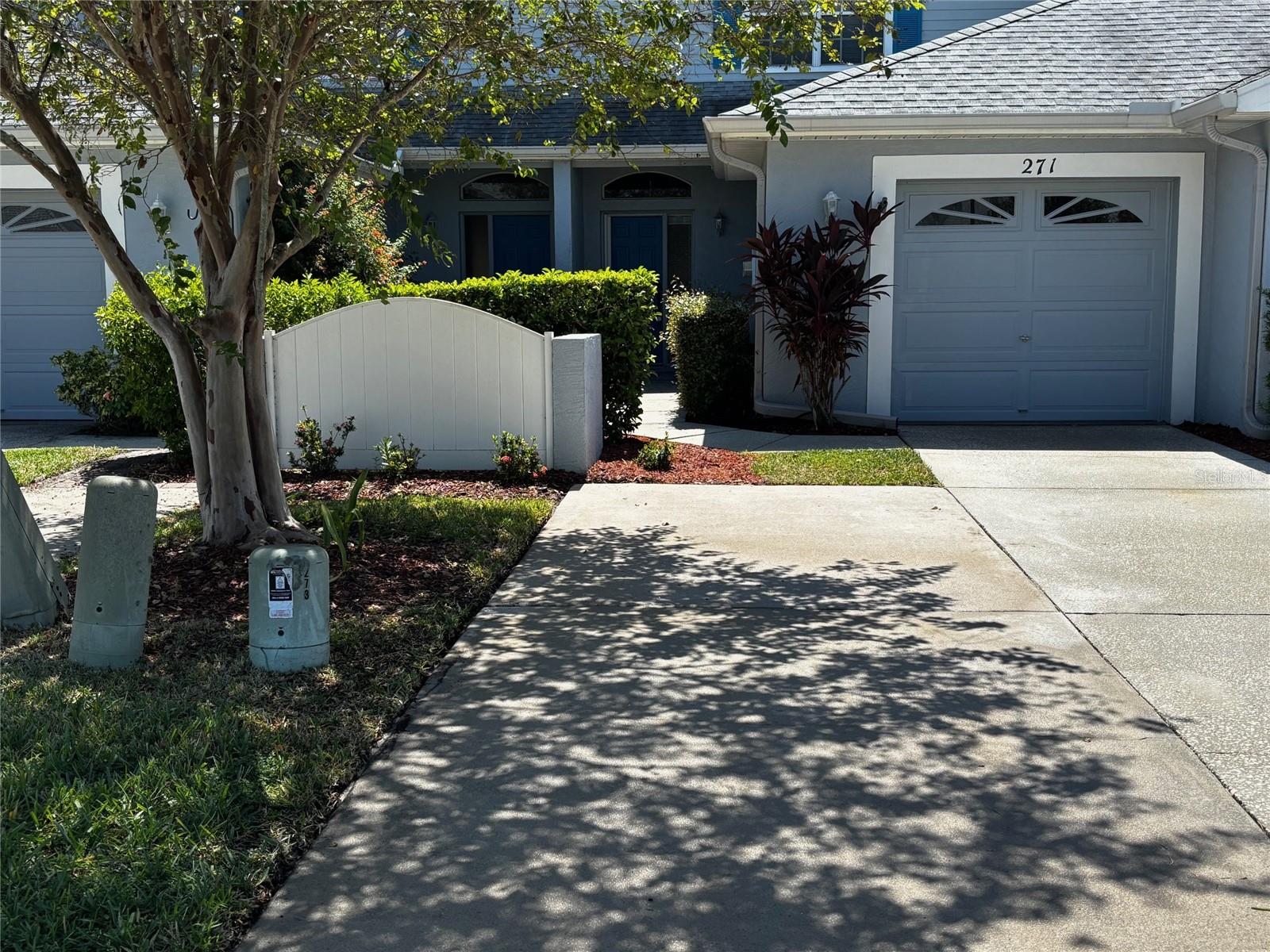 Image 2 of 32 For 271 Hemingway Drive