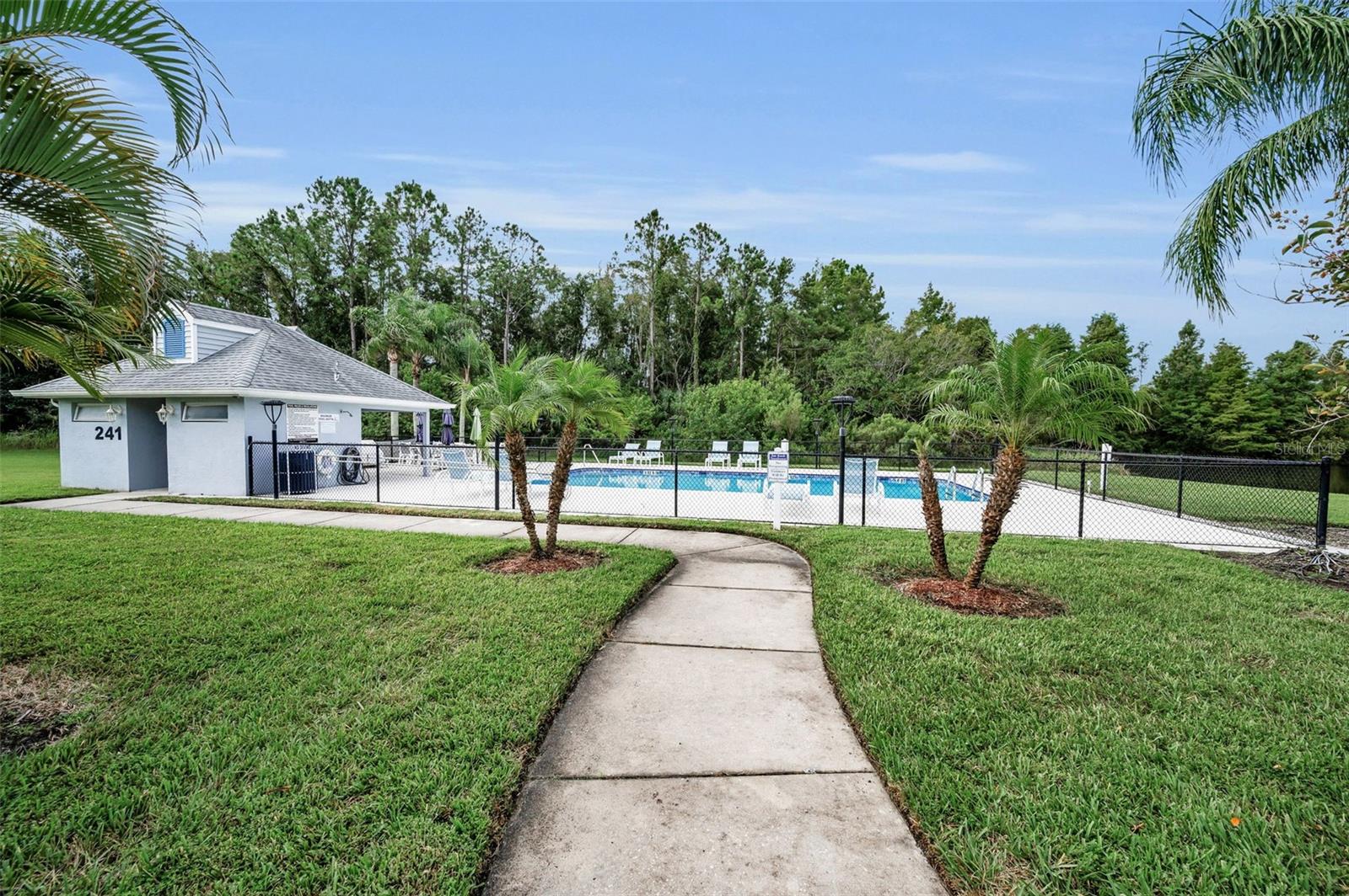 Image 29 of 32 For 271 Hemingway Drive