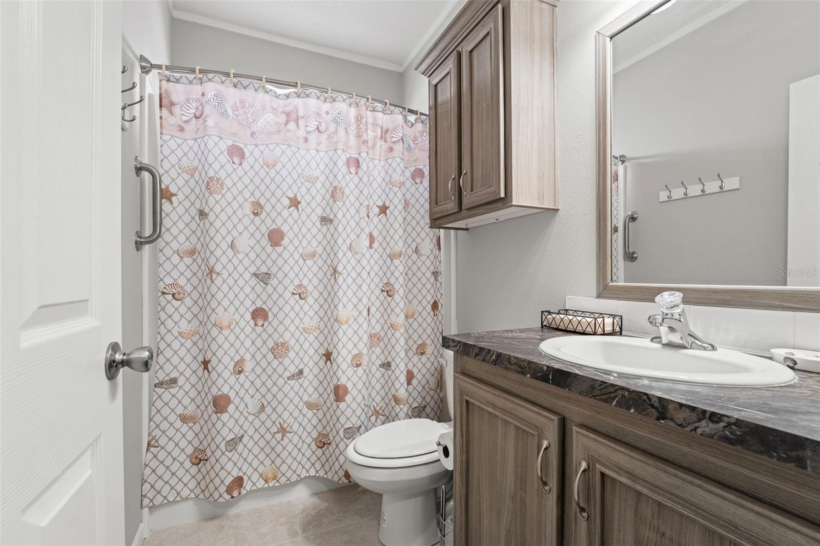Image 31 of 46 For 14443 Miranna Street