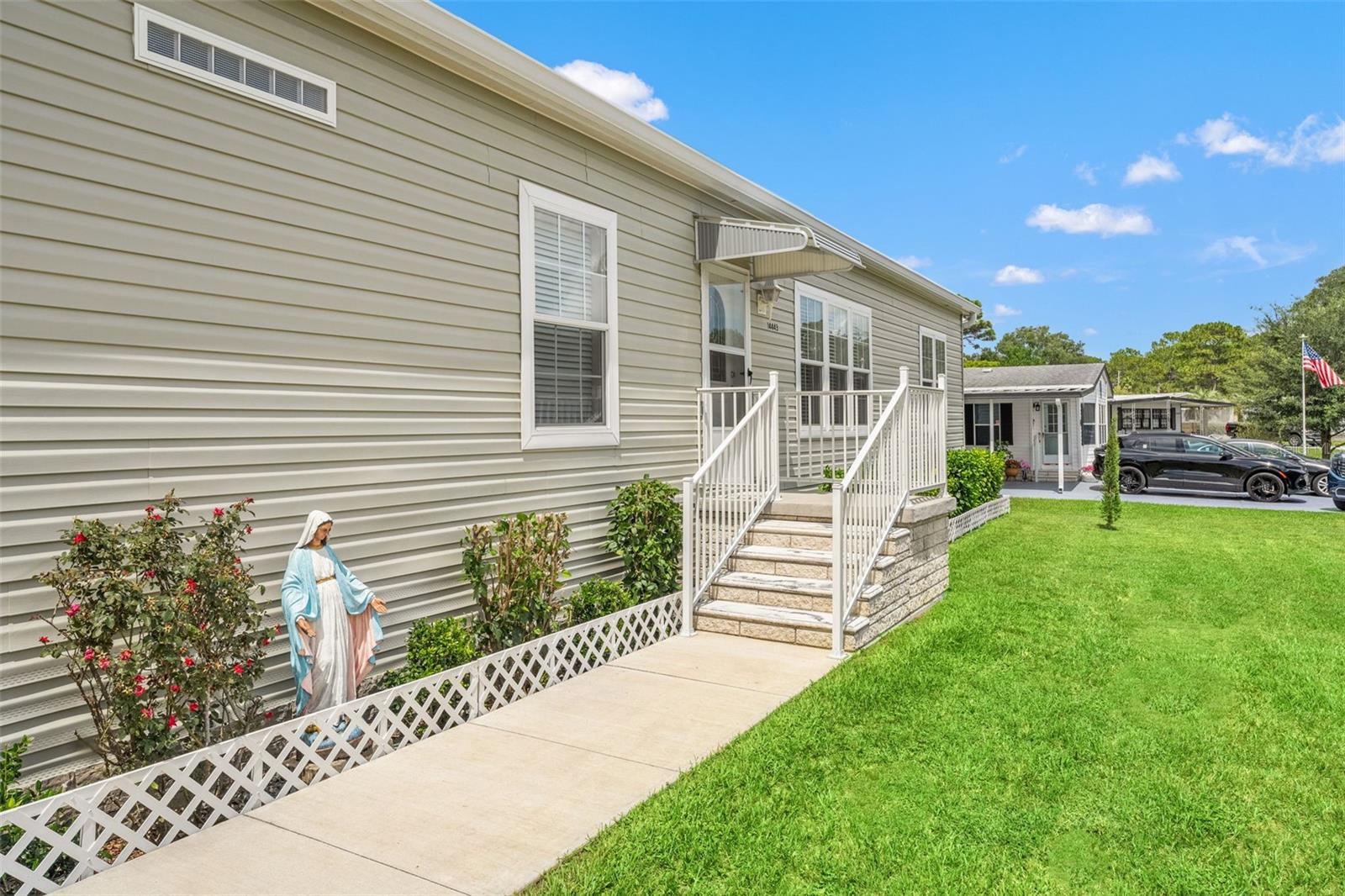 Image 6 of 46 For 14443 Miranna Street