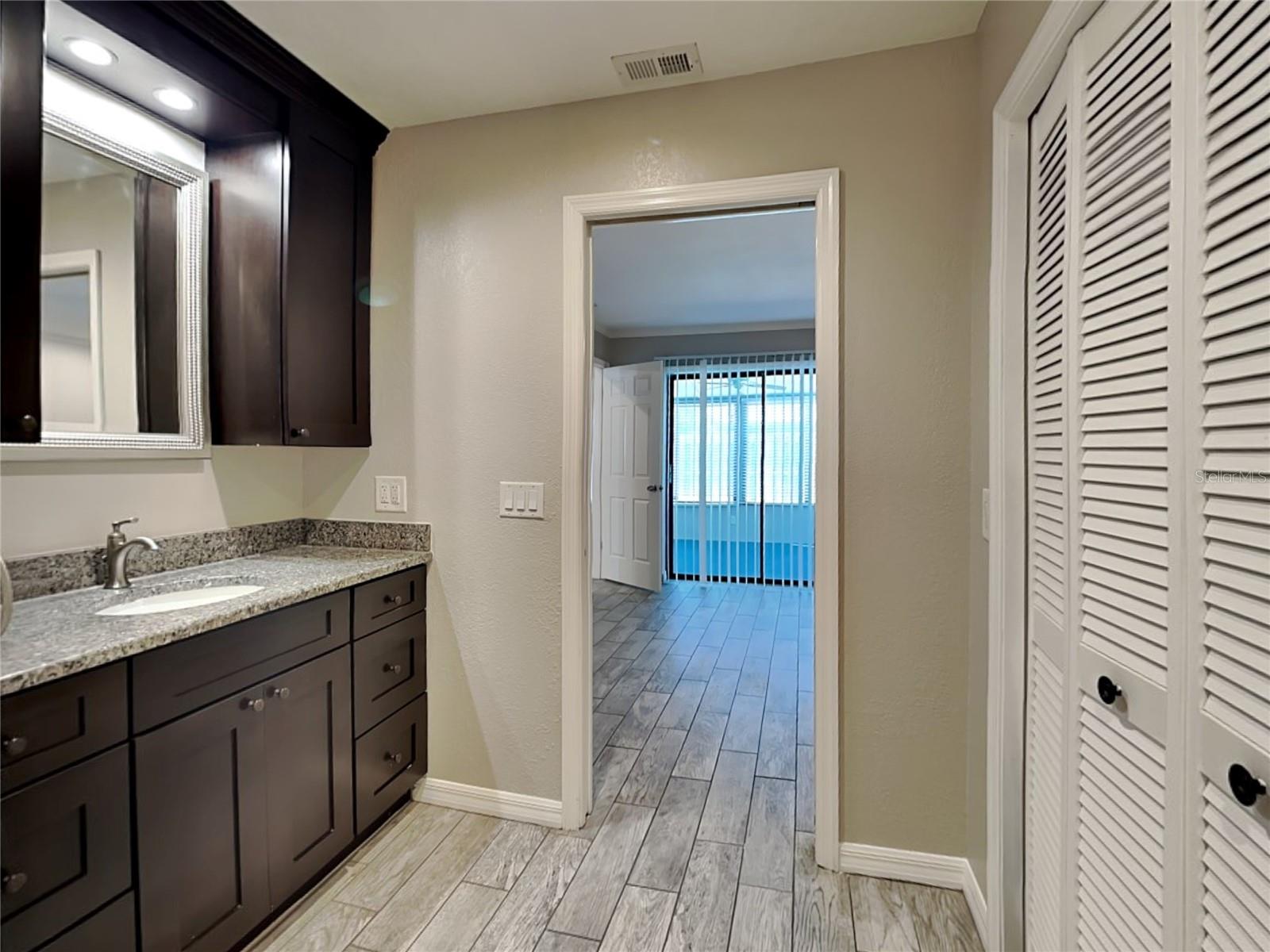 Image 7 of 16 For 4005 Cypress Landing S