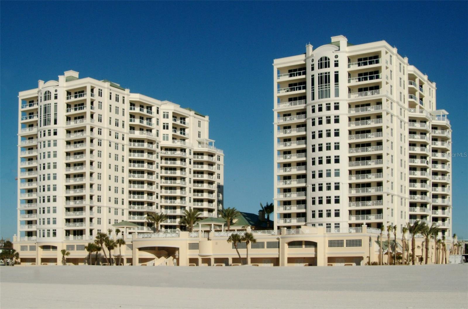 Image 2 of 13 For 10 Papaya Street 1204