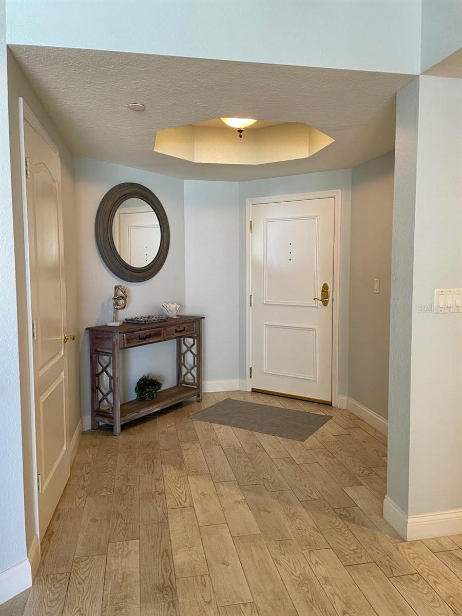 Image 4 of 13 For 10 Papaya Street 1204