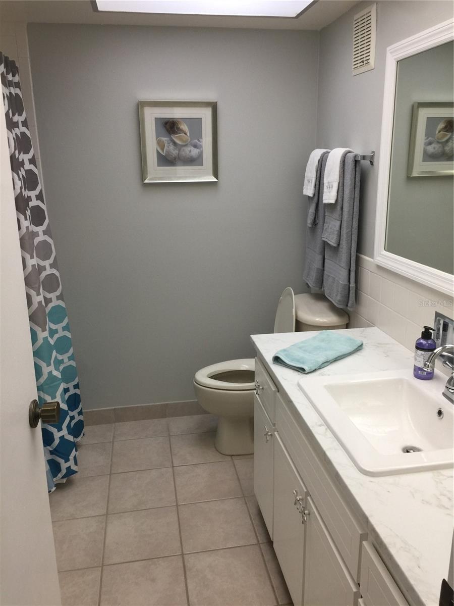 Image 11 of 17 For 10215 Regal Drive 14