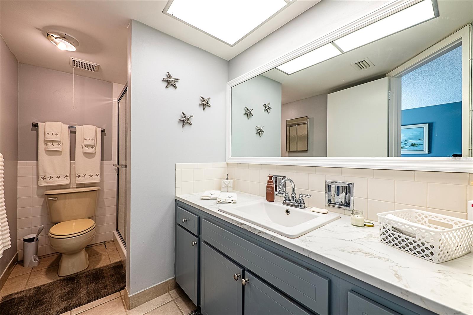 Image 23 of 33 For 10215 Regal Drive 14