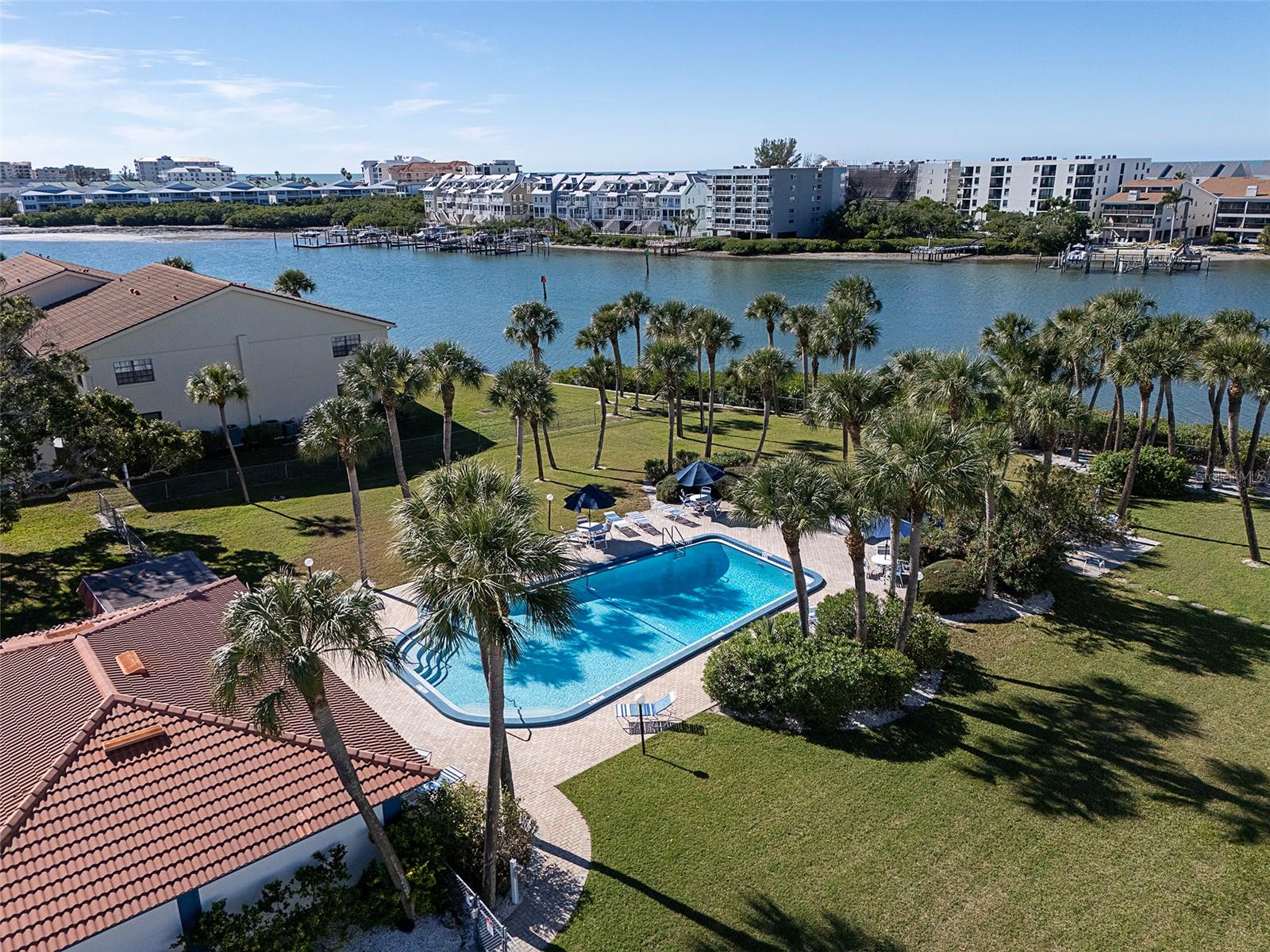 Image 26 of 33 For 10215 Regal Drive 14