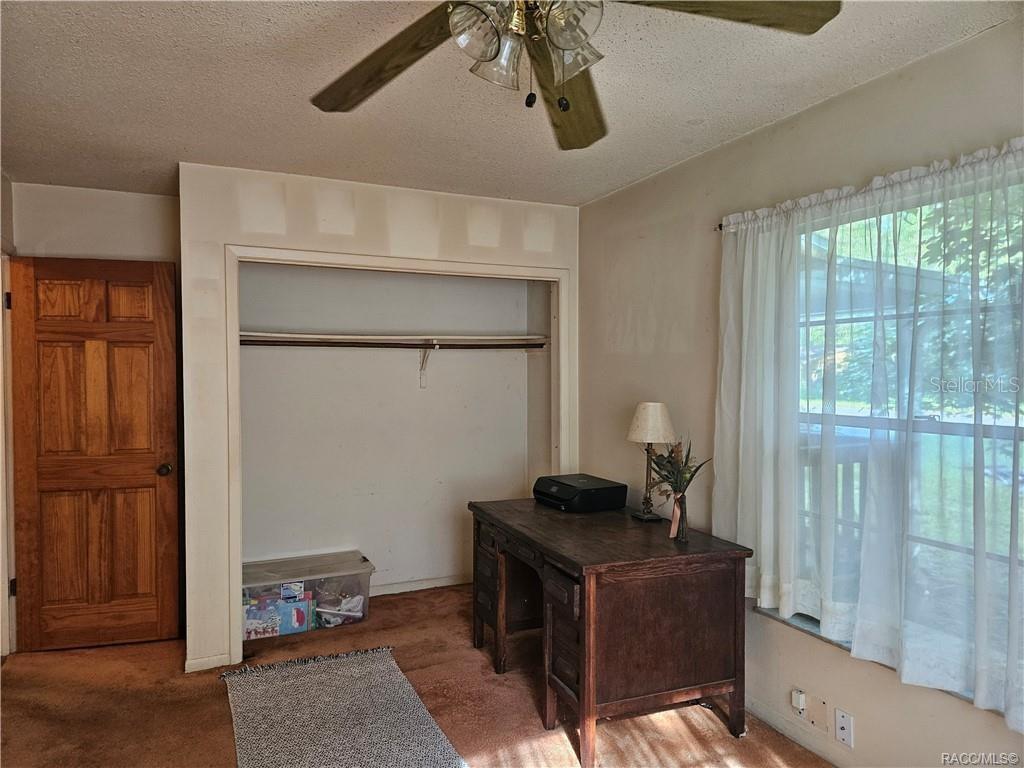 Image 17 of 41 For 9708 Hawthorne Street