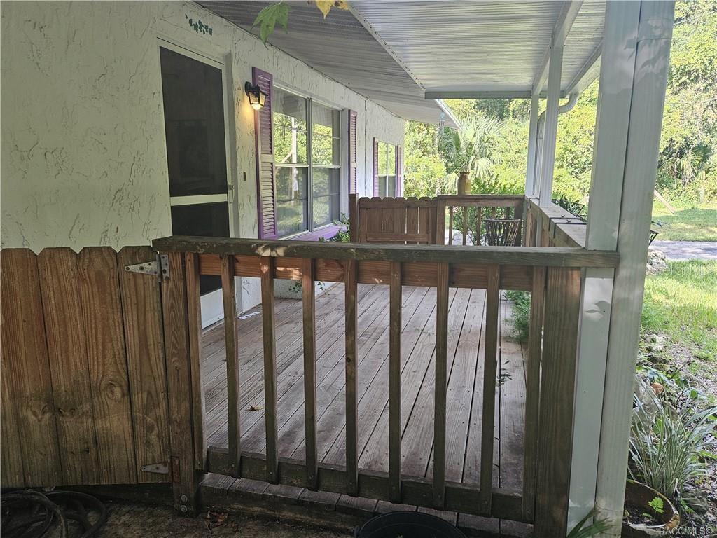 Image 32 of 41 For 9708 Hawthorne Street