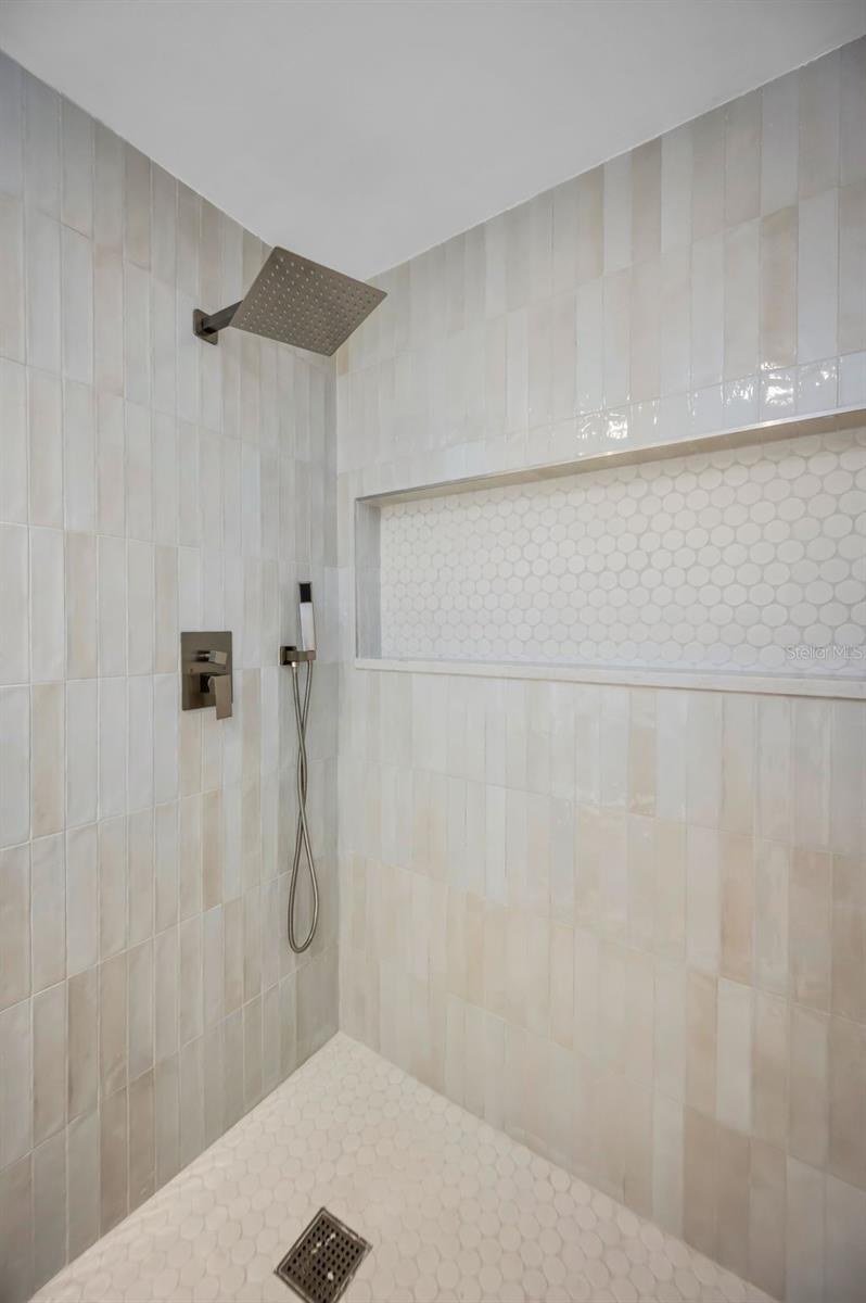 Image 14 of 29 For 7413 Obrien Street