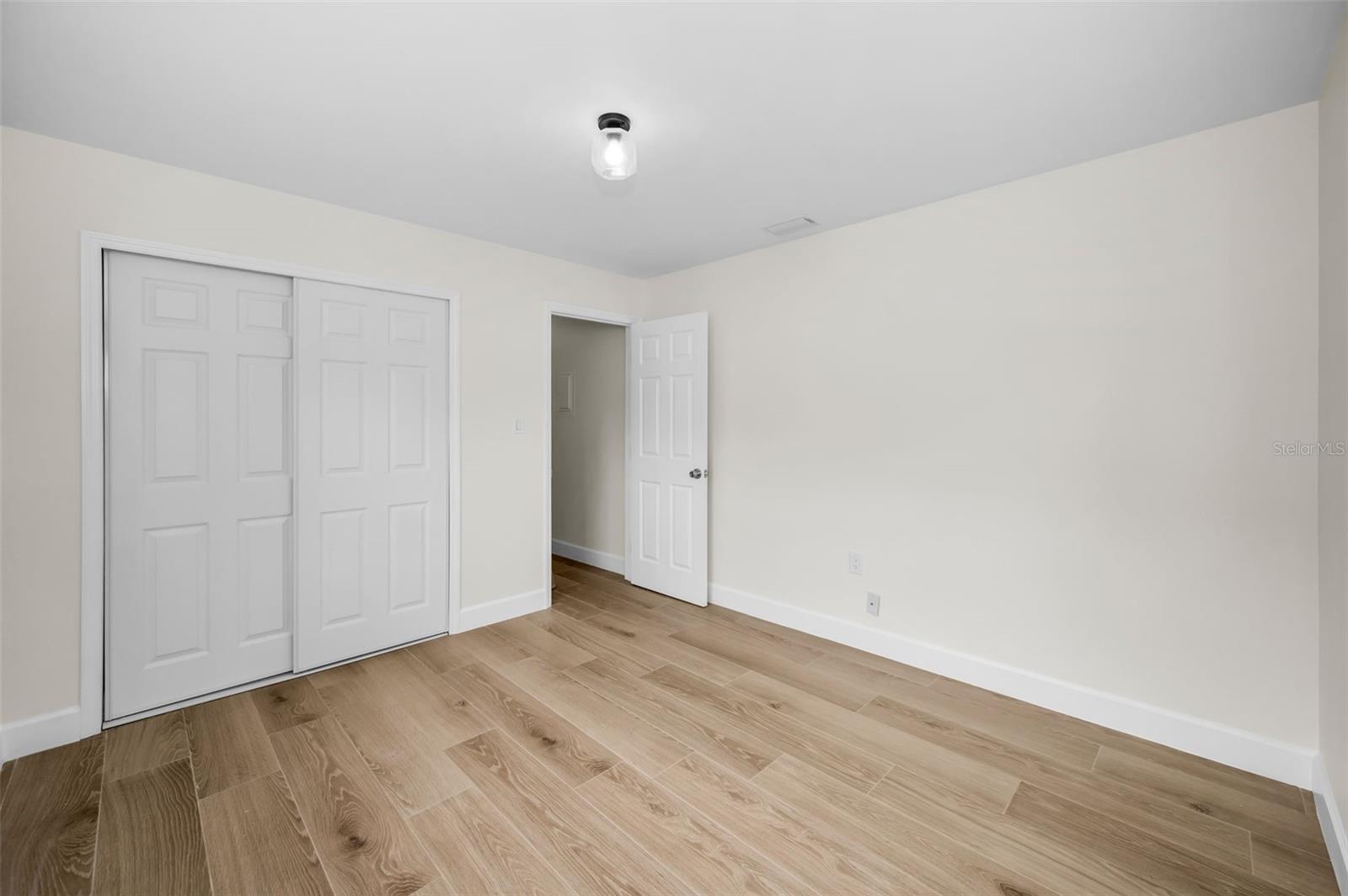 Image 15 of 29 For 7413 Obrien Street