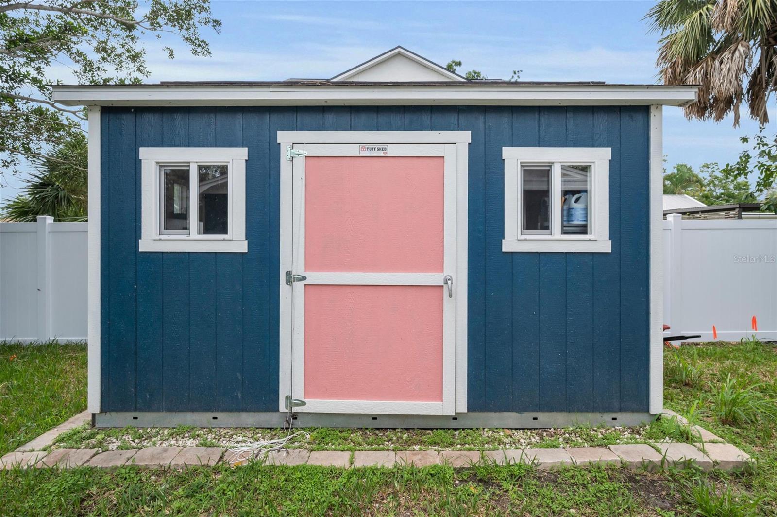 Image 21 of 29 For 7413 Obrien Street