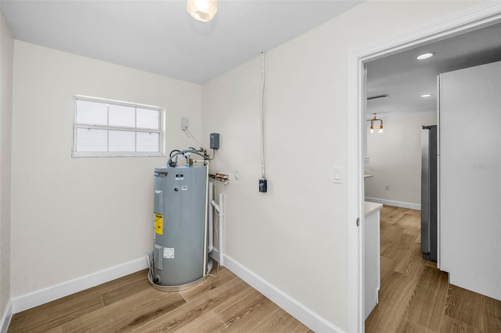 Image 26 of 29 For 7413 Obrien Street