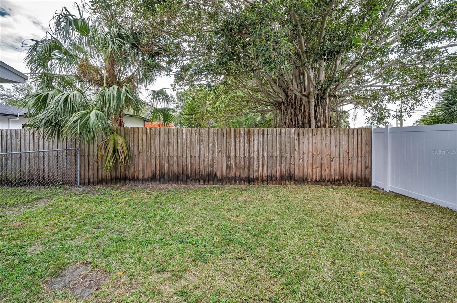Image 39 of 41 For 7413 Obrien Street