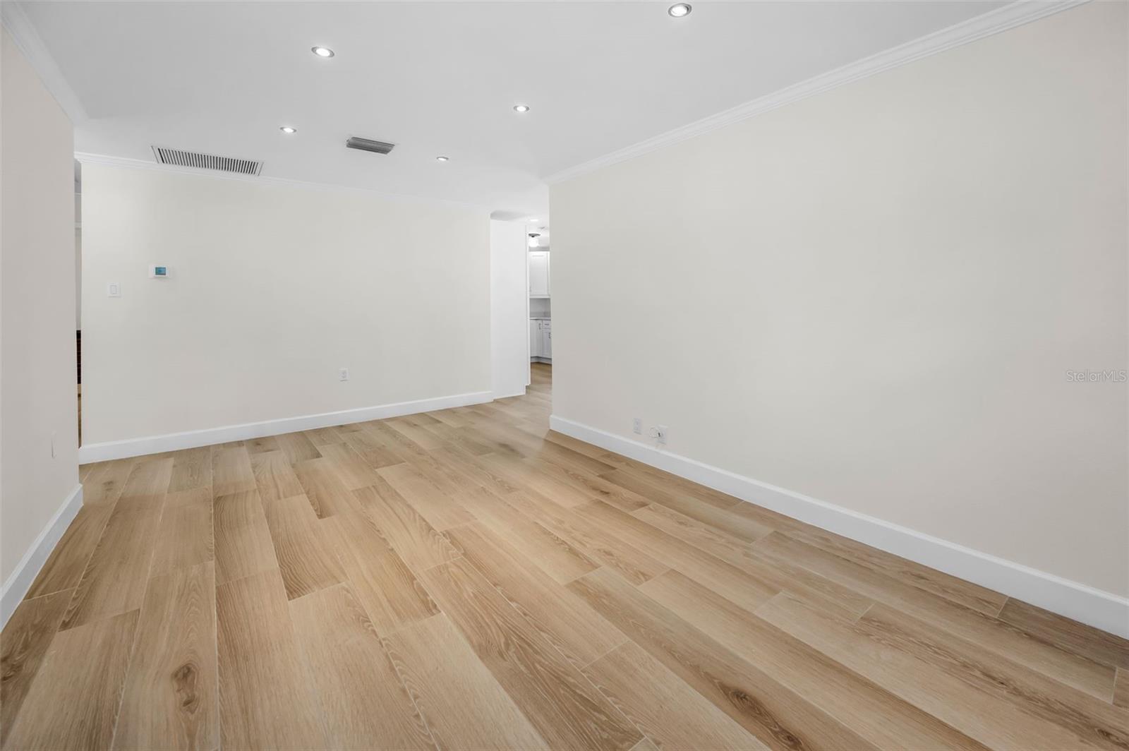 Image 7 of 29 For 7413 Obrien Street