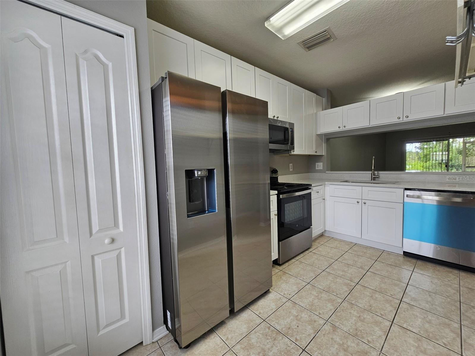 Image 5 of 24 For 2456 Lake Woodberry Circle