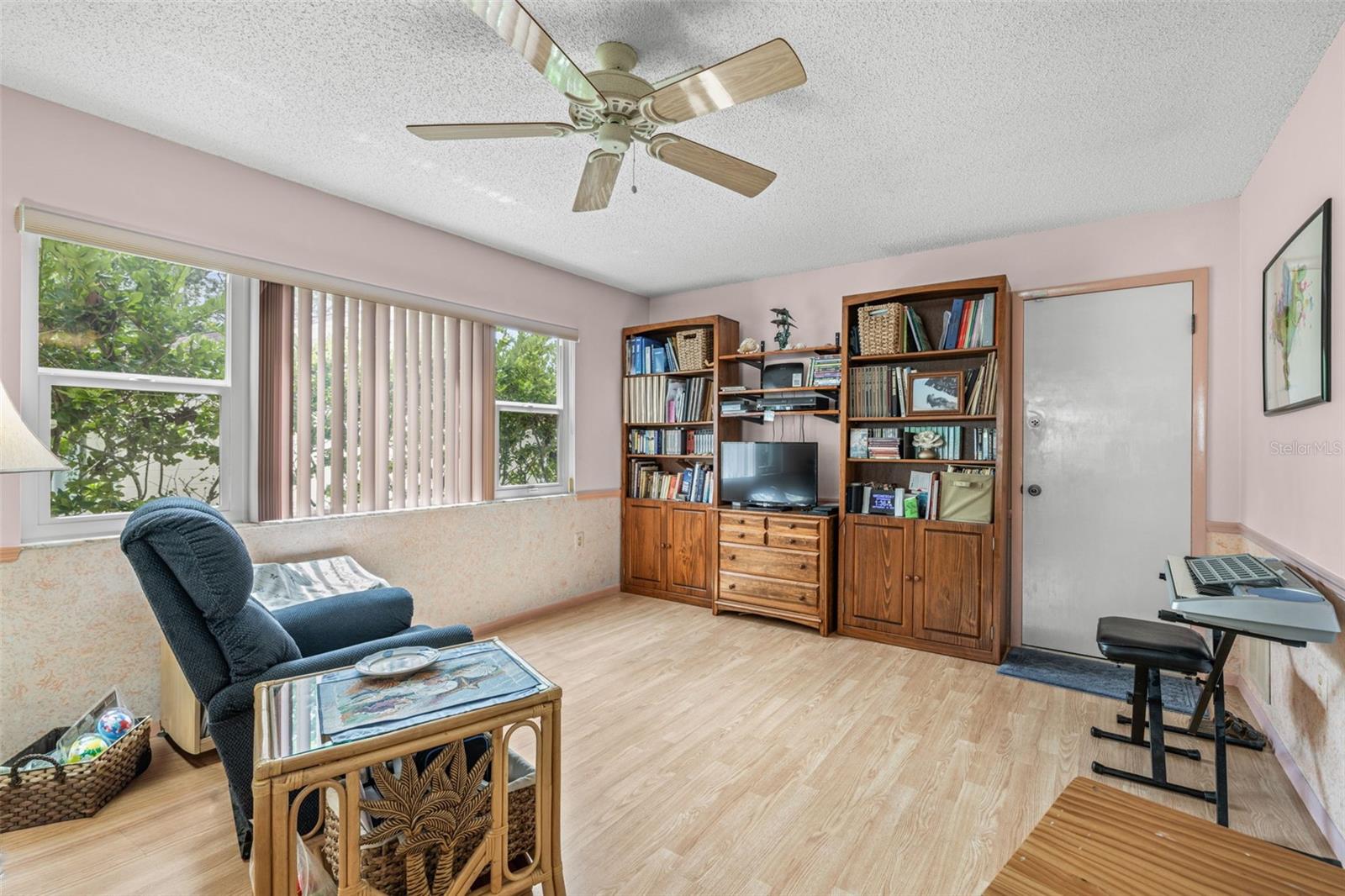 Image 12 of 25 For 13004 Serpentine Drive