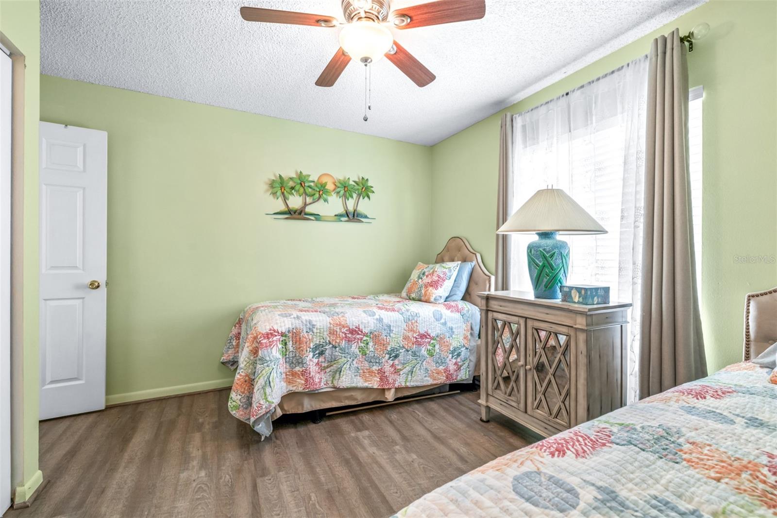 Image 21 of 34 For 1871 Pine Ridge Way W H3