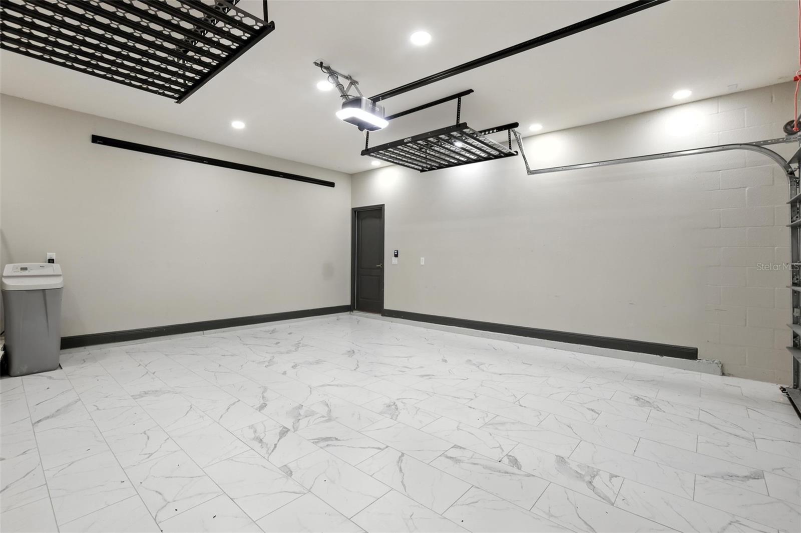 Image 19 of 72 For 1147 Halapa Way