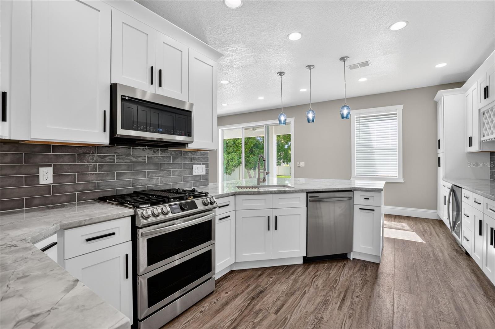 Image 23 of 72 For 1147 Halapa Way