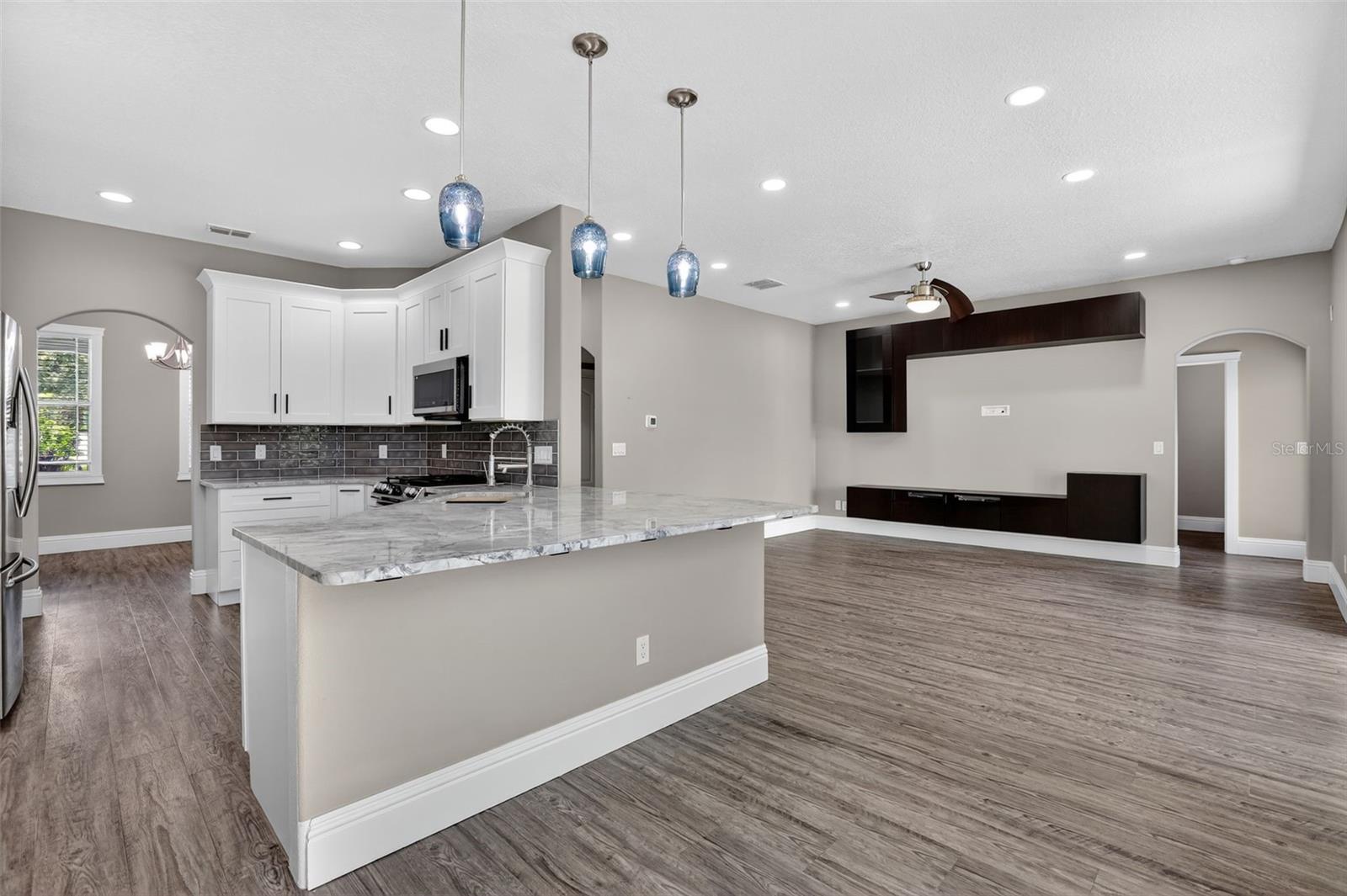 Image 28 of 72 For 1147 Halapa Way