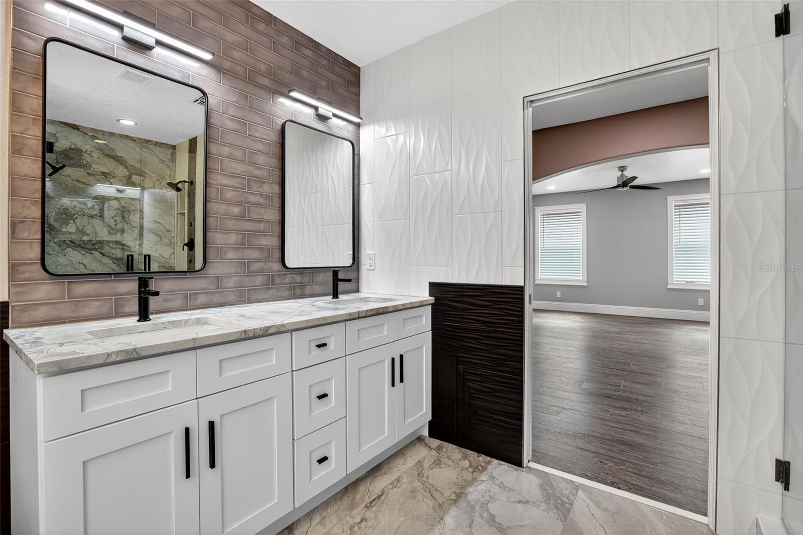 Image 40 of 72 For 1147 Halapa Way