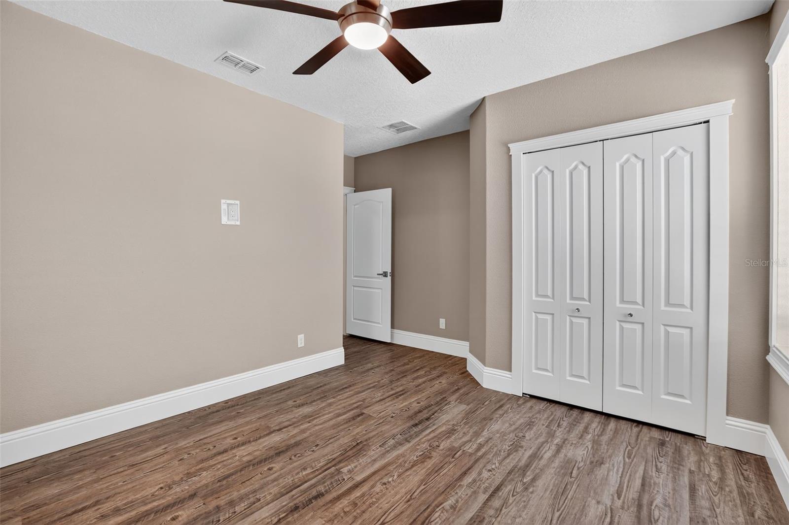 Image 43 of 72 For 1147 Halapa Way