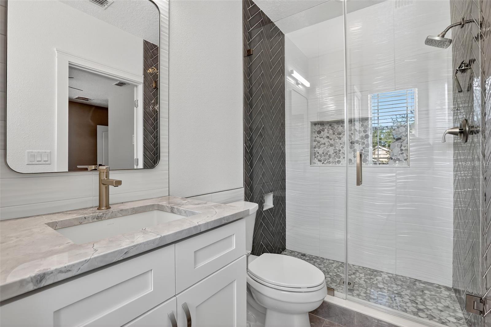 Image 44 of 72 For 1147 Halapa Way