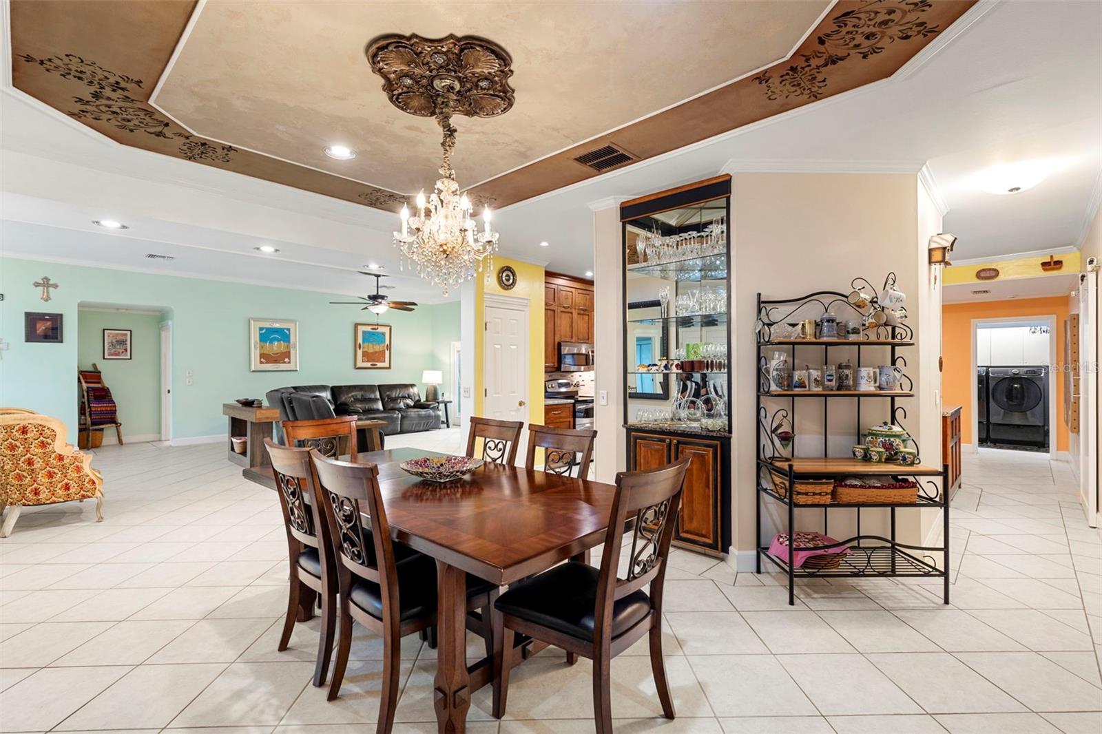 Image 17 of 71 For 11403 Queensway Drive