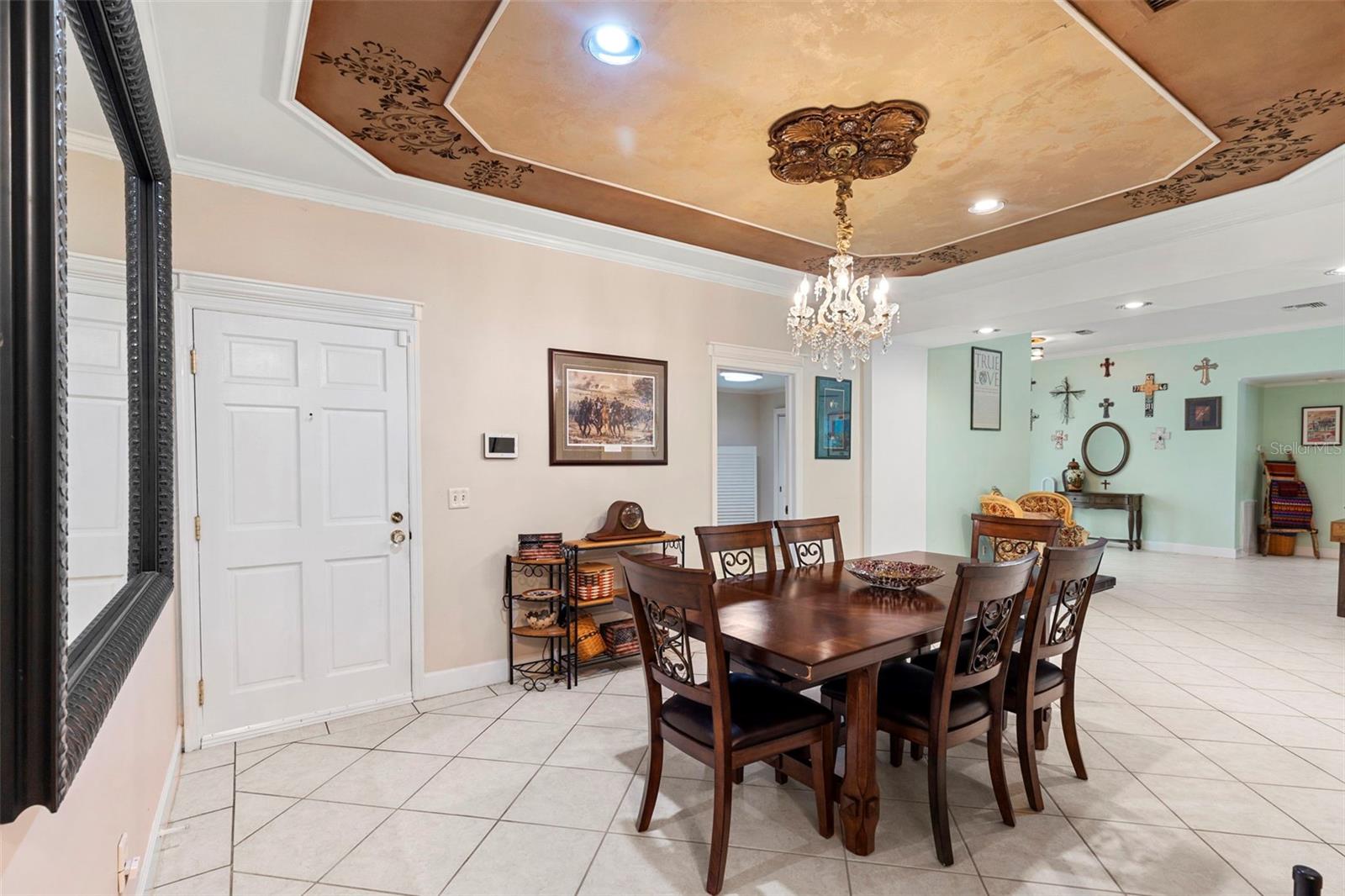 Image 18 of 71 For 11403 Queensway Drive