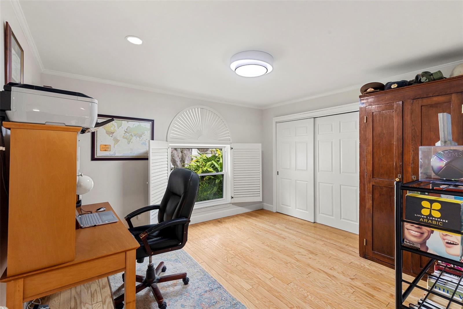 Image 20 of 71 For 11403 Queensway Drive