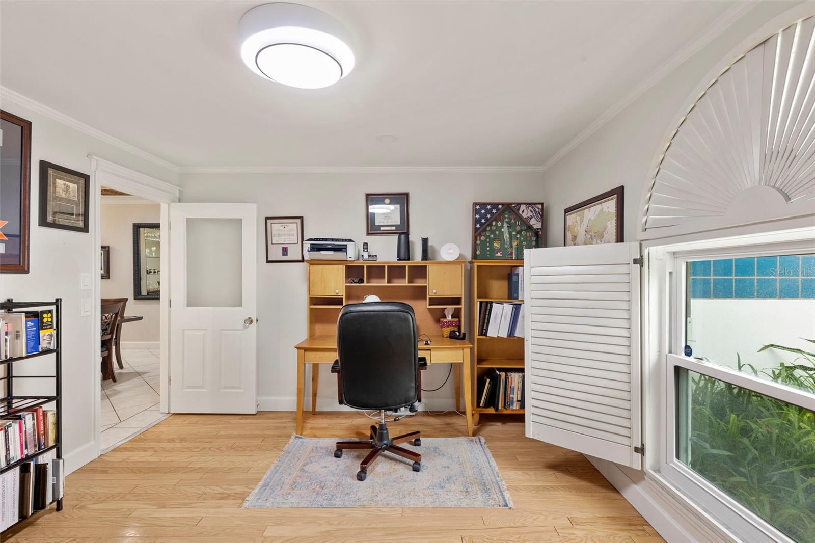 Image 21 of 71 For 11403 Queensway Drive