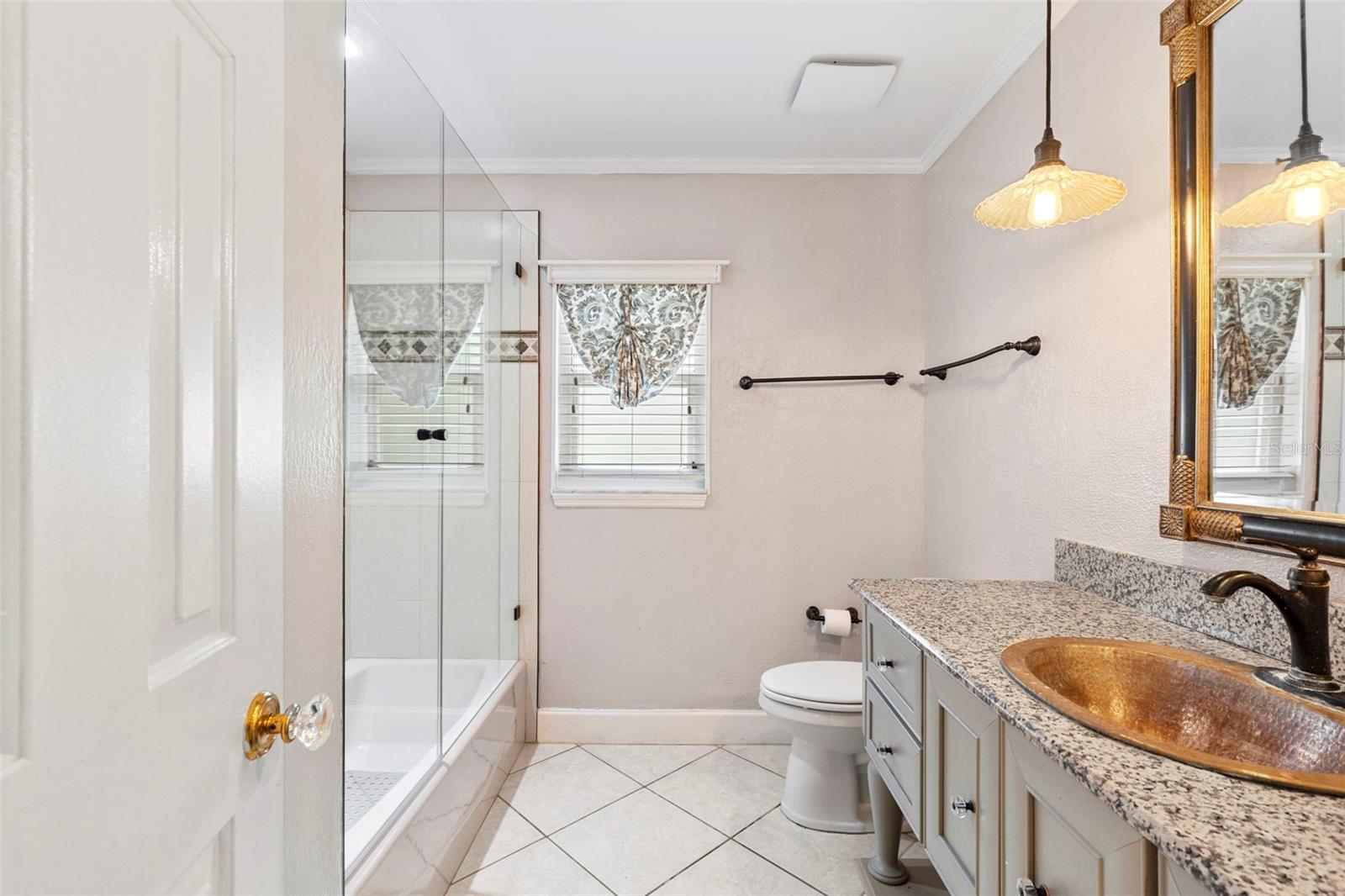 Image 36 of 71 For 11403 Queensway Drive