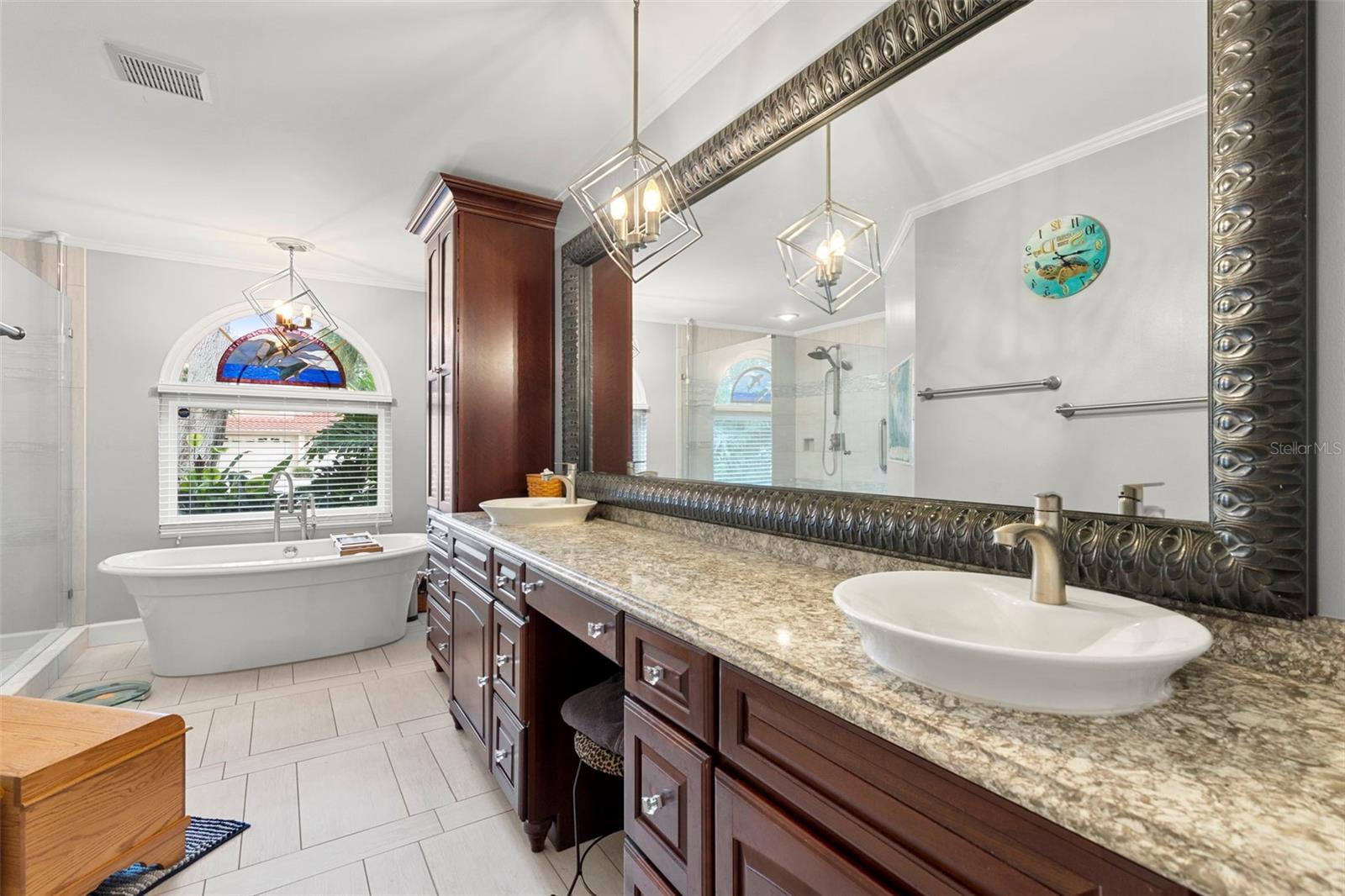 Image 46 of 71 For 11403 Queensway Drive