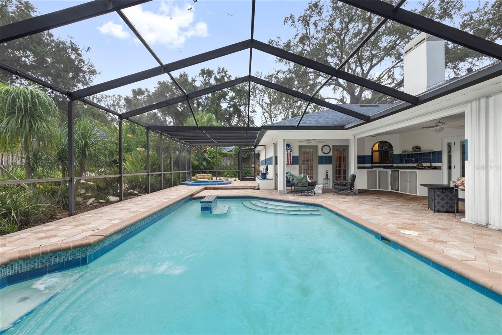 Image 53 of 71 For 11403 Queensway Drive