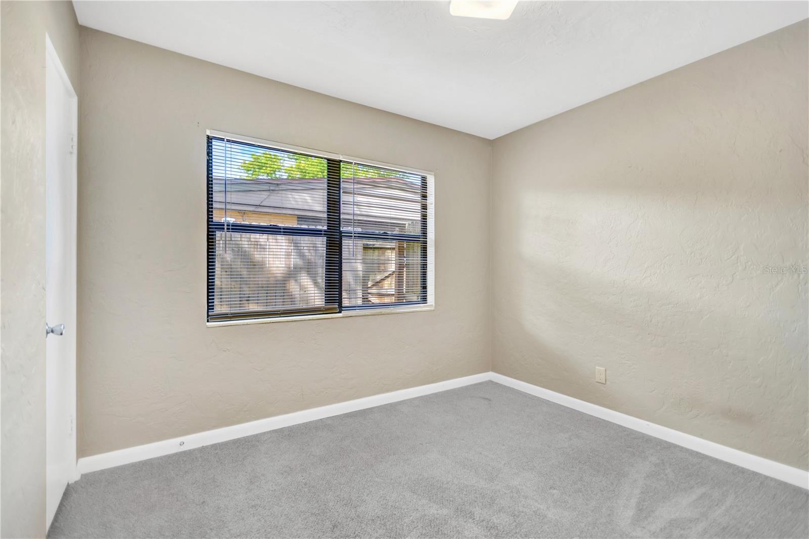 Image 17 of 29 For 6360 34th Avenue N