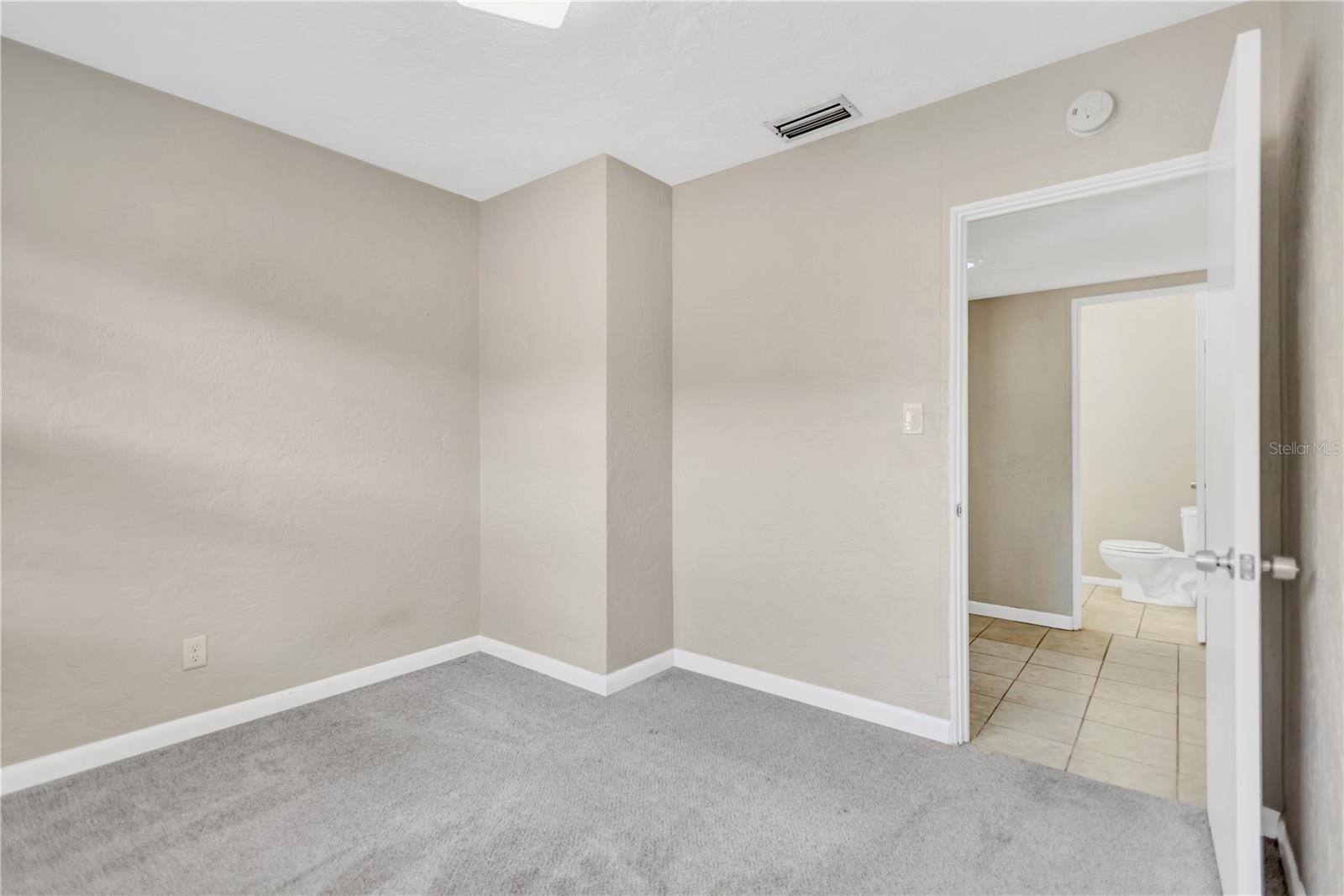 Image 18 of 29 For 6360 34th Avenue N