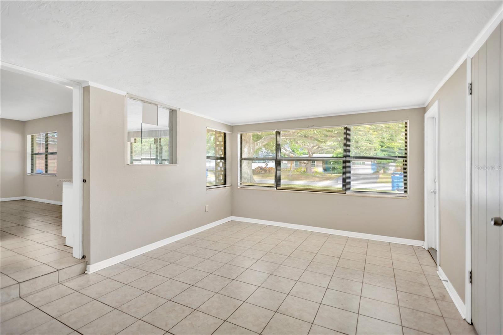 Image 8 of 29 For 6360 34th Avenue N