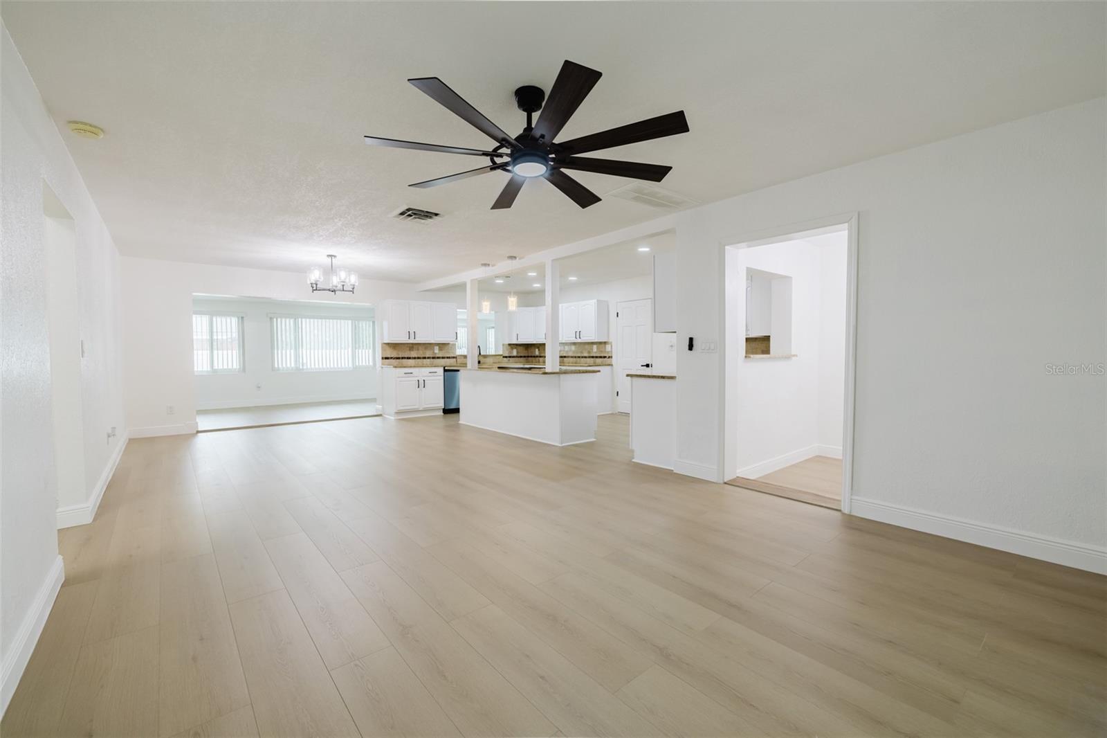 Image 3 of 36 For 109 Nimbus Avenue