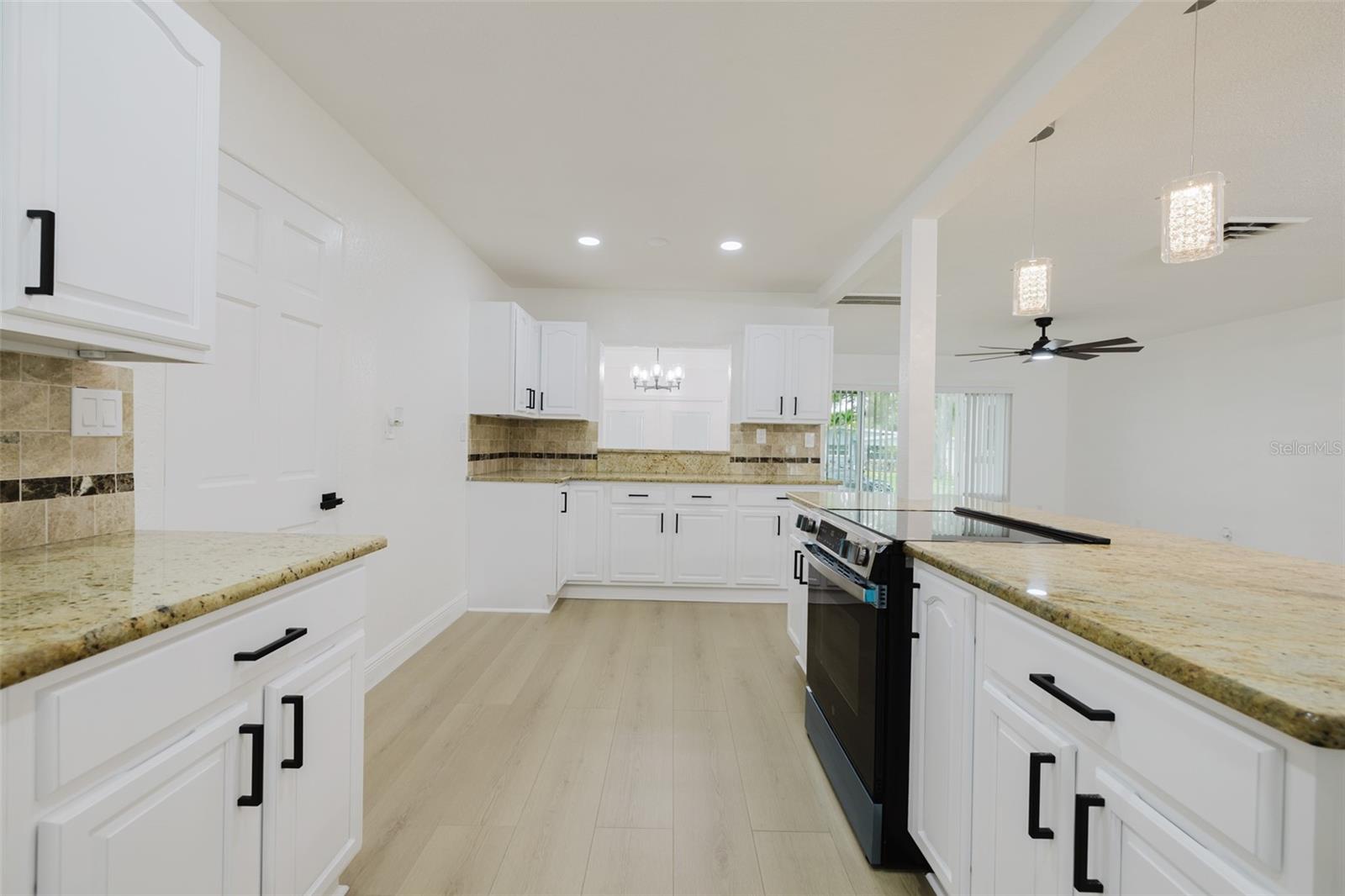 Image 6 of 36 For 109 Nimbus Avenue