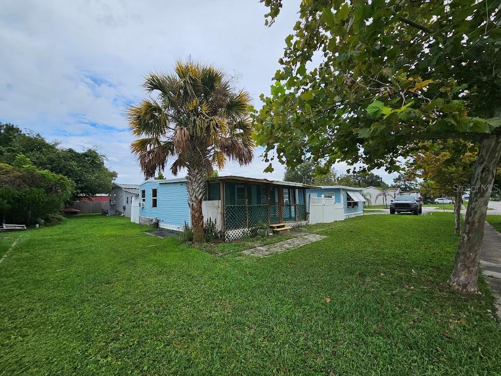 Image 16 of 28 For 6191 137th Terrace N