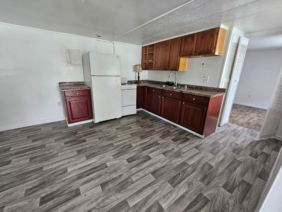 Image 19 of 28 For 6191 137th Terrace N