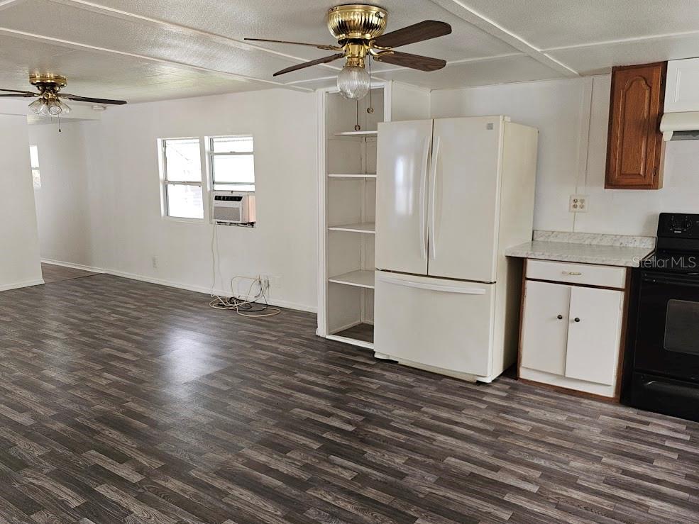 Image 2 of 28 For 6191 137th Terrace N