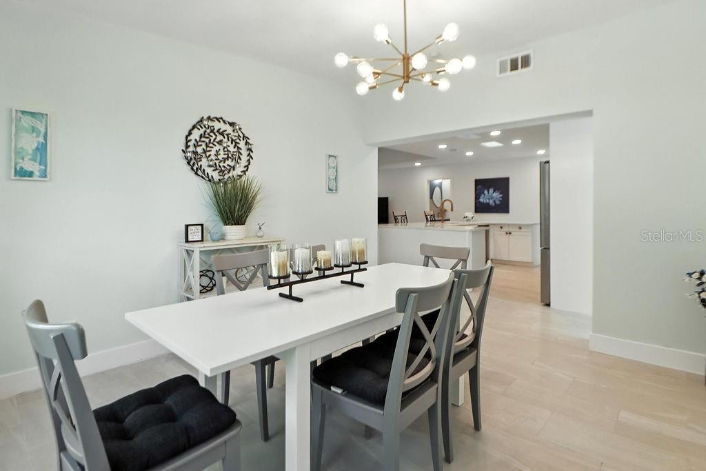 Image 12 of 54 For 5048 43rd Street S