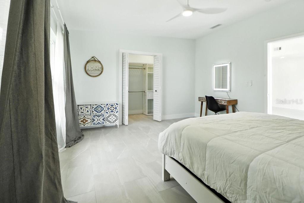 Image 27 of 54 For 5048 43rd Street S
