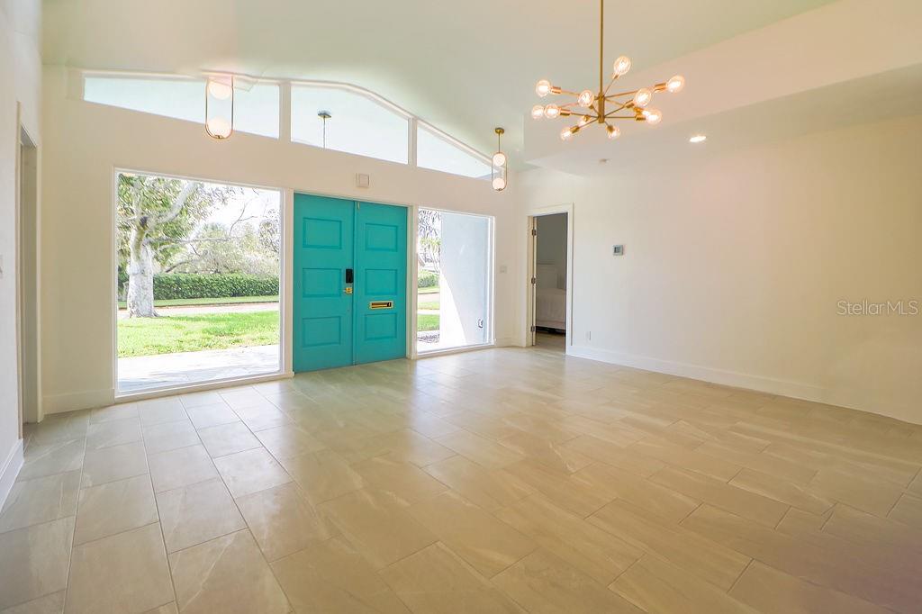 Image 3 of 54 For 5048 43rd Street S